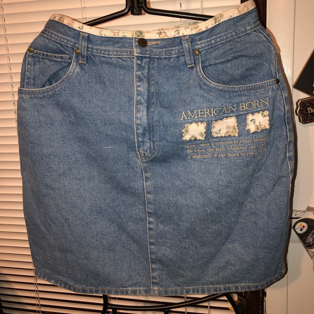 VINTAGE size 13/14 Denim Embroidered Jean Skirt